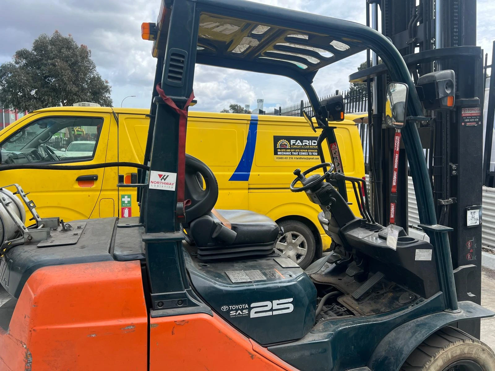 forklift repair